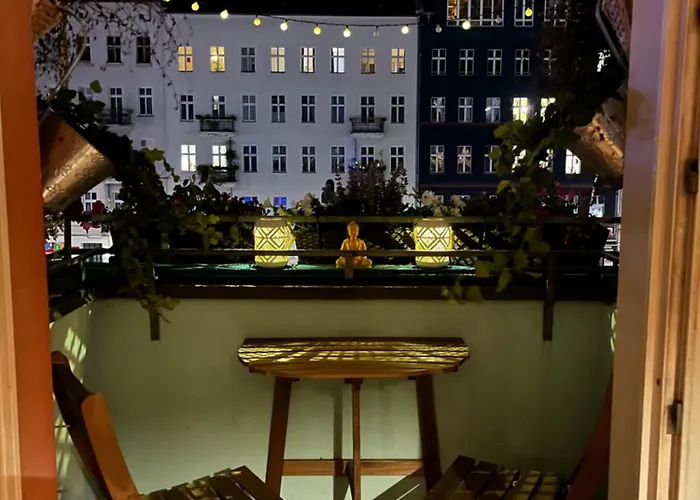 Spirit & Style - Grosszuegige, Helle Altbauwohnung In Bester Prenzlauer Berg Lage
